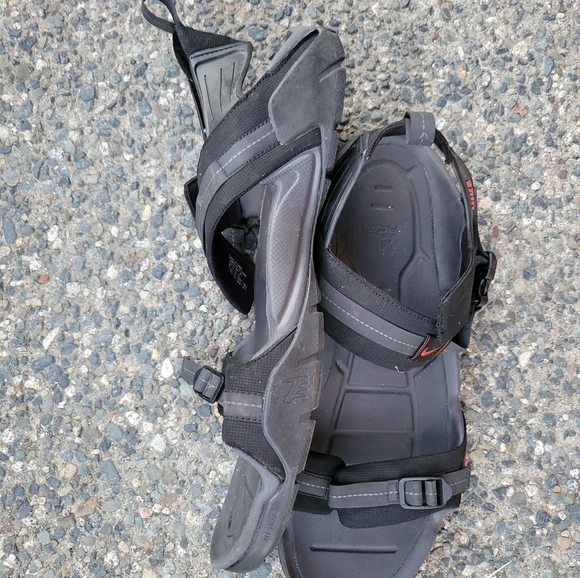 Nike Teva Mens Sandals - Picture 2 of 7